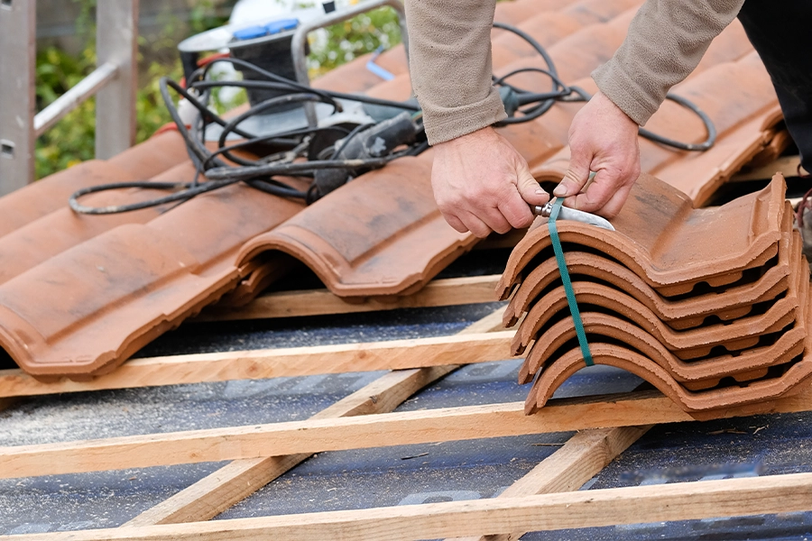 Arizona roof lifespan by material